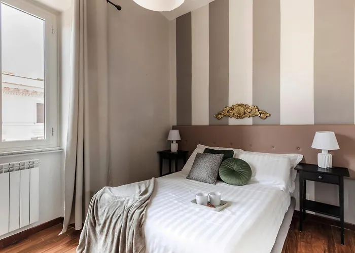 Apartamento The Rent - Spacious Multi-room On Via Cavour Roma