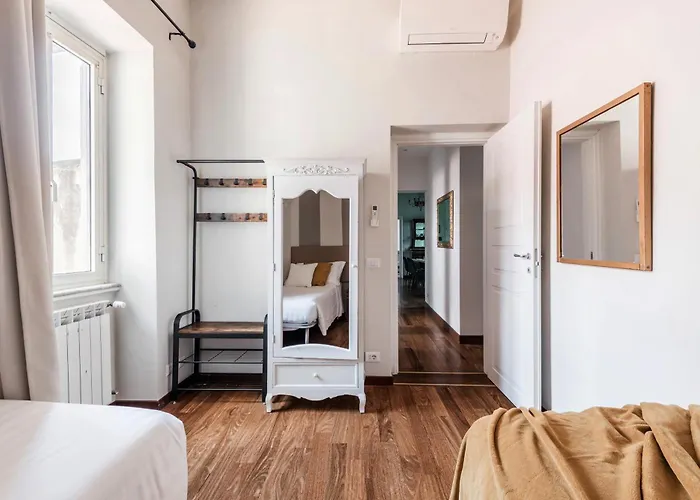 Apartamento The Rent - Spacious Multi-room On Via Cavour *